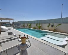 The yard & The pool - Villa El Hanof